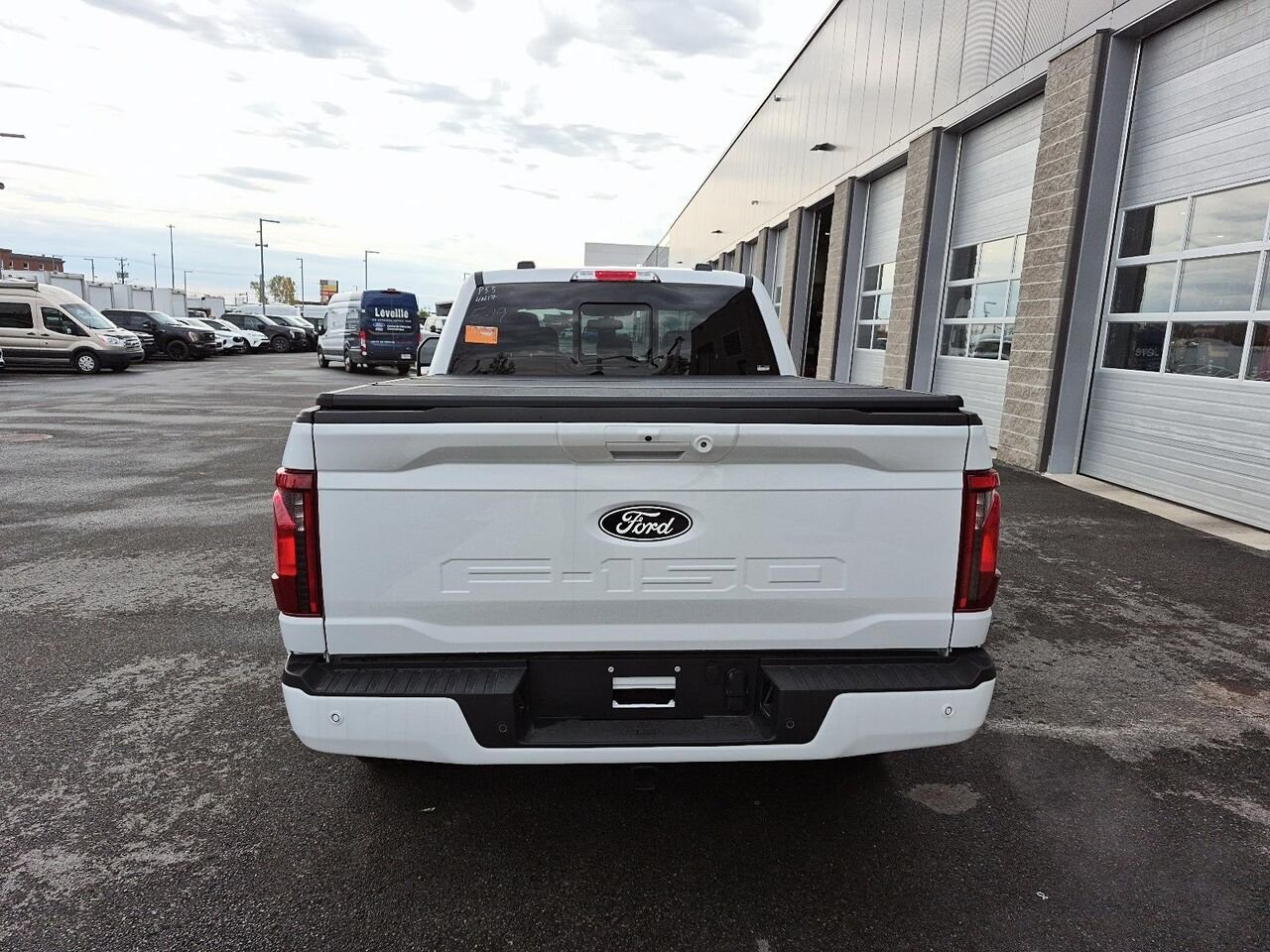 2026 Ford F-150 Oxford White Saint-Jérôme - photo #11