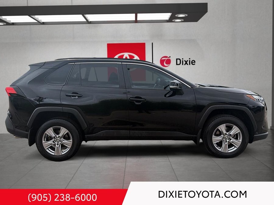 2025 Toyota RAV4 XLE AWD Black