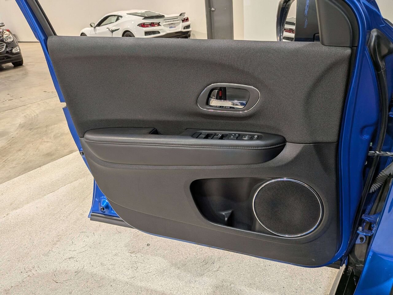 2022 Honda HR-V Sport AWD CVT Blue Mirabel - photo #32