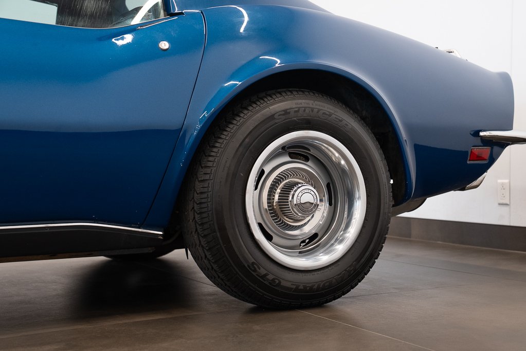 1970 Chevrolet Corvette Blue Montreal - photo #31