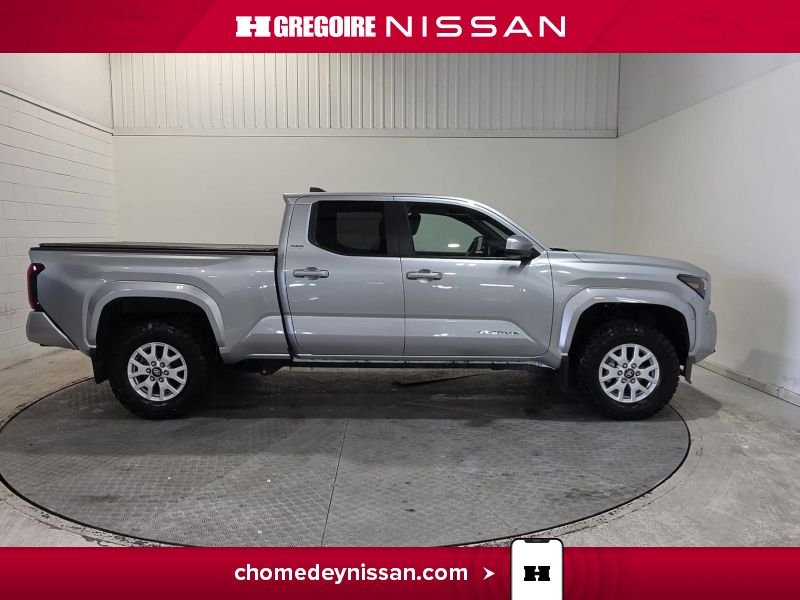 2025 Toyota Tacoma Silver Saint-Eustache - photo #4