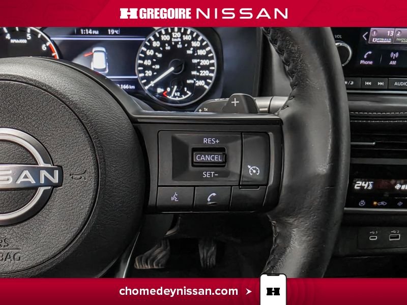 2022 Nissan Rogue Black Laval - photo #24