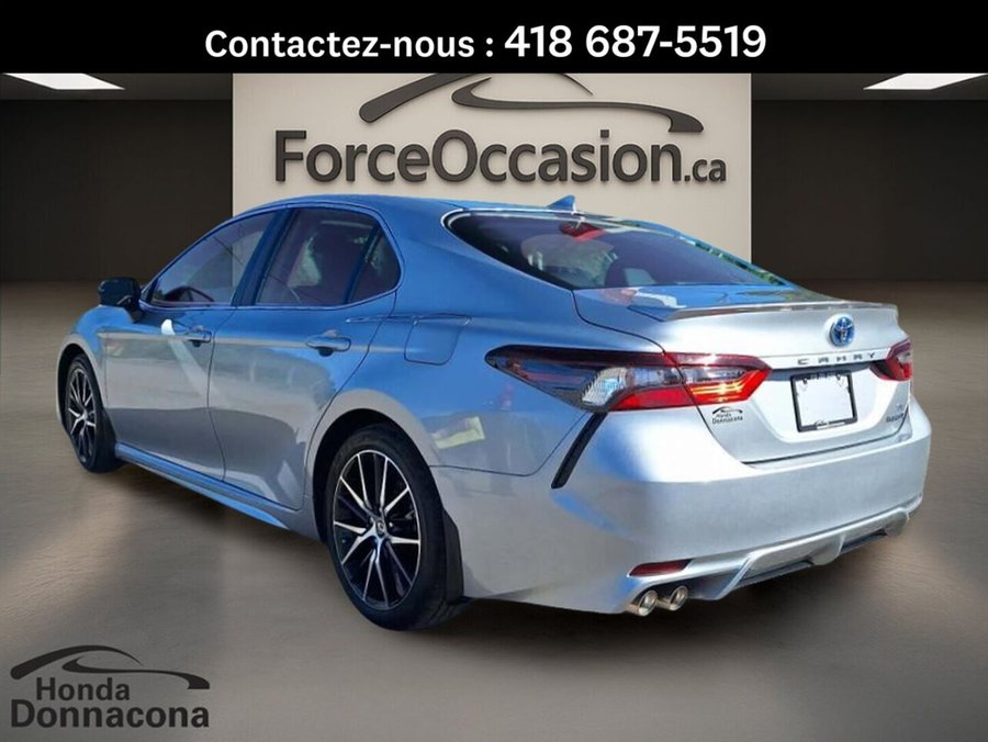 Toyota Camry SE Hybride, Bancs chauffant, Propre, Bas kilométrage 2021 Gris