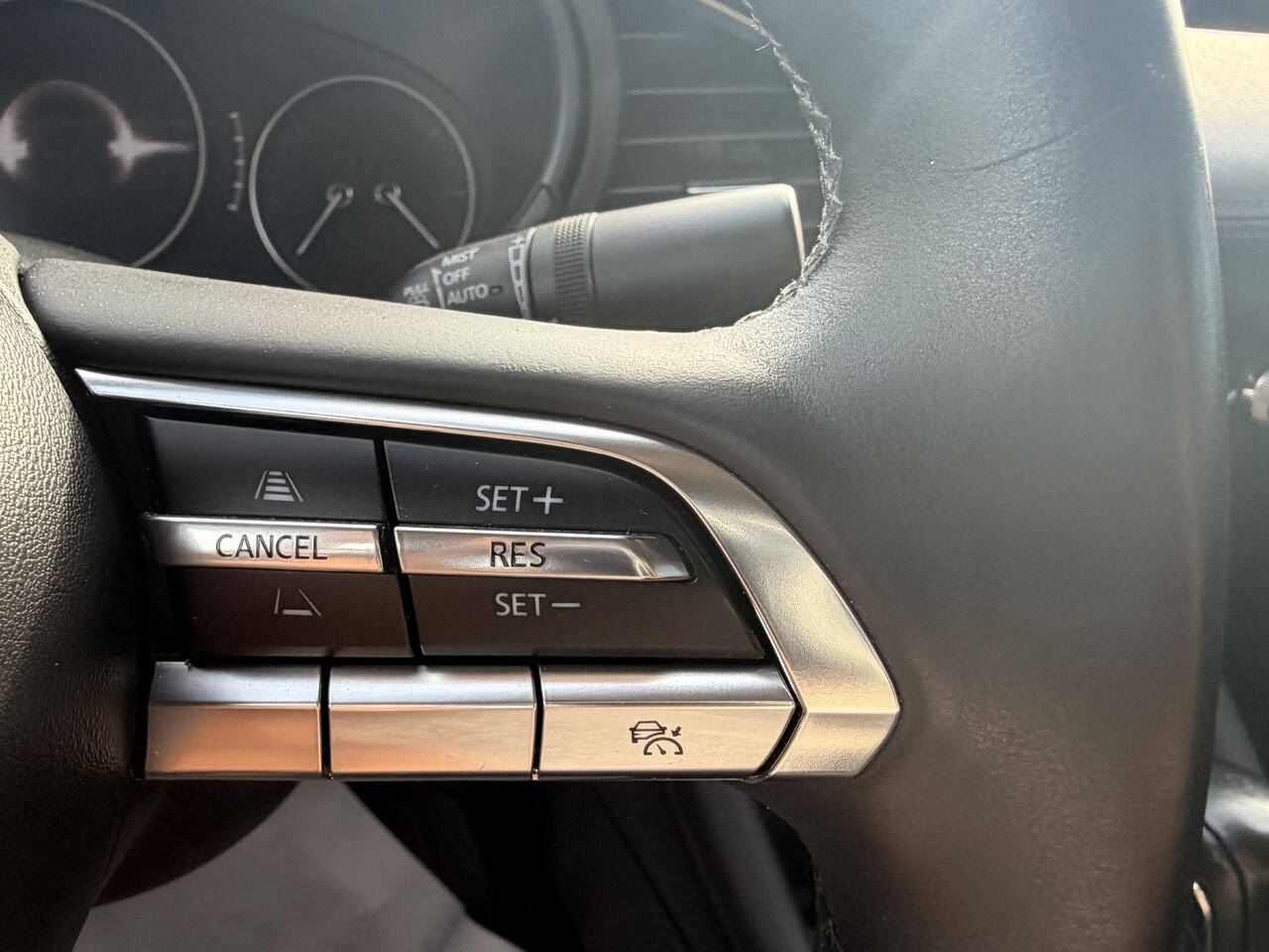 2019 Mazda Mazda3 Red Ste-Marie - photo #13