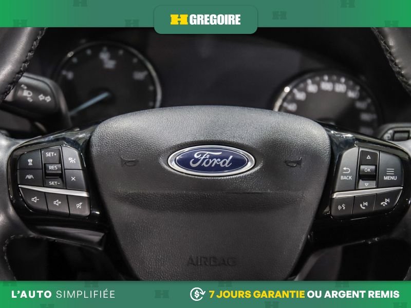 2022 Ford Escape White Laval - photo #18