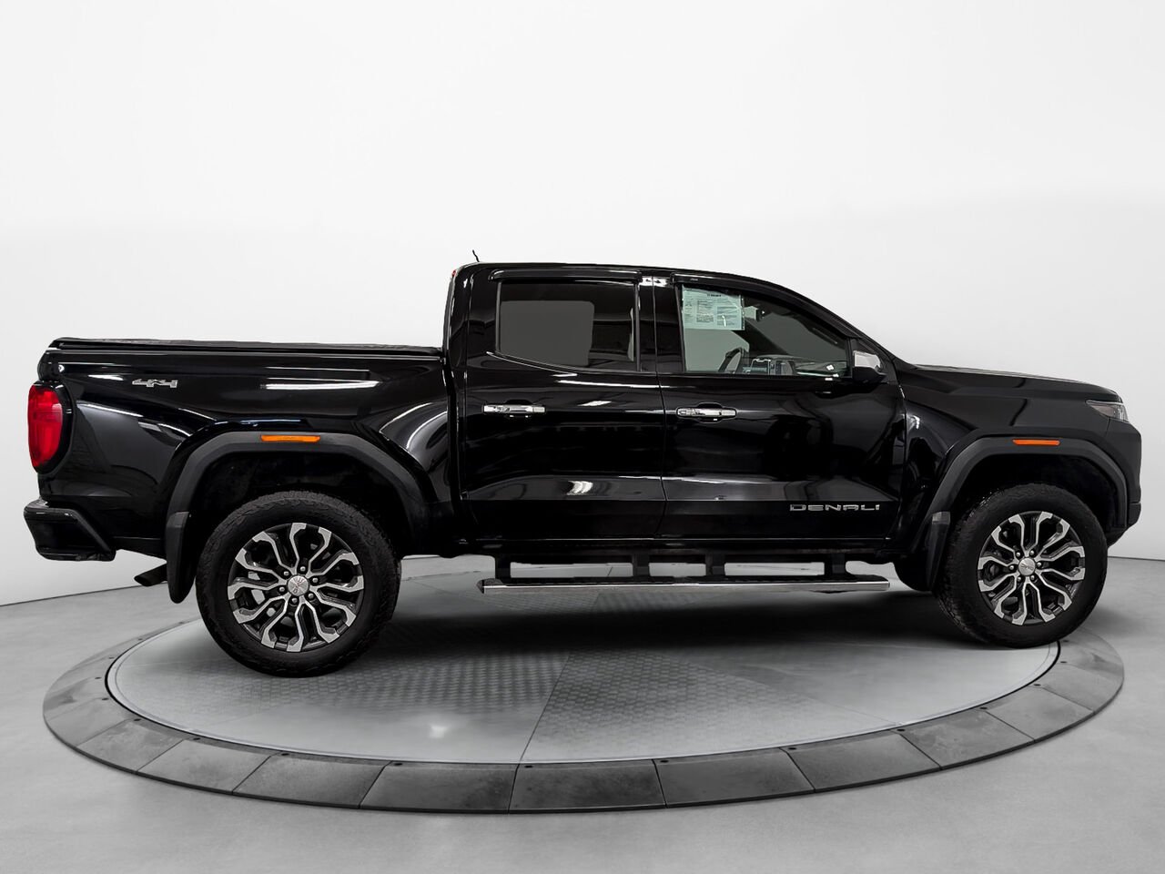 GMC Canyon Denali 4WD Denali cabine multiplace 4RM 2023 Autre Sherbrooke - photo #4