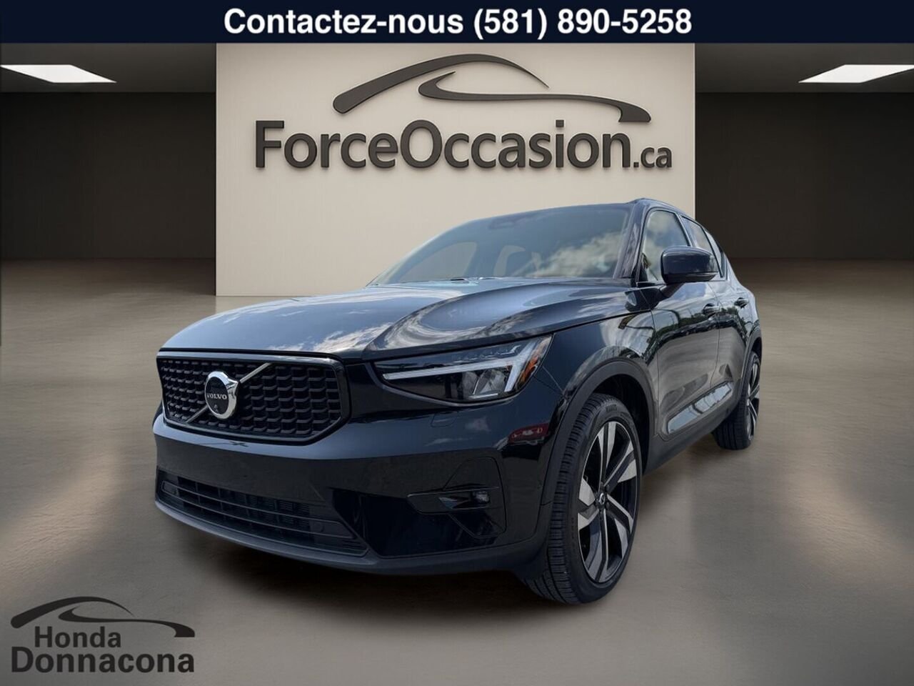 Volvo XC40 2024 Noir  - photo #0