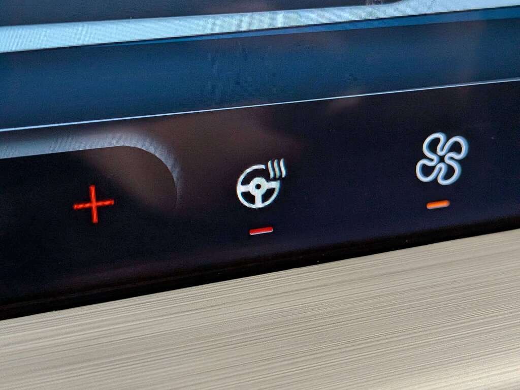 Ford Escape PHEV FWD 2024 Noir Val-David - photo #15