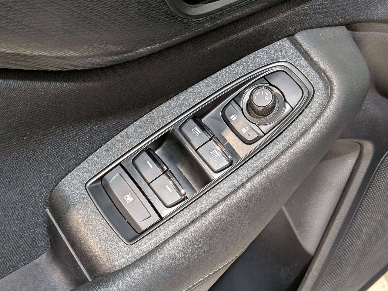 2022 Subaru Outback Convenience CVT Blue Val-David - photo #34