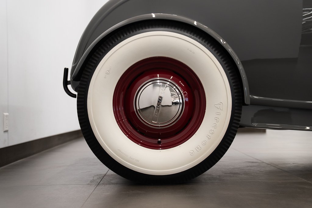 Ford Roadster 1932 Gris Montréal - photo #12