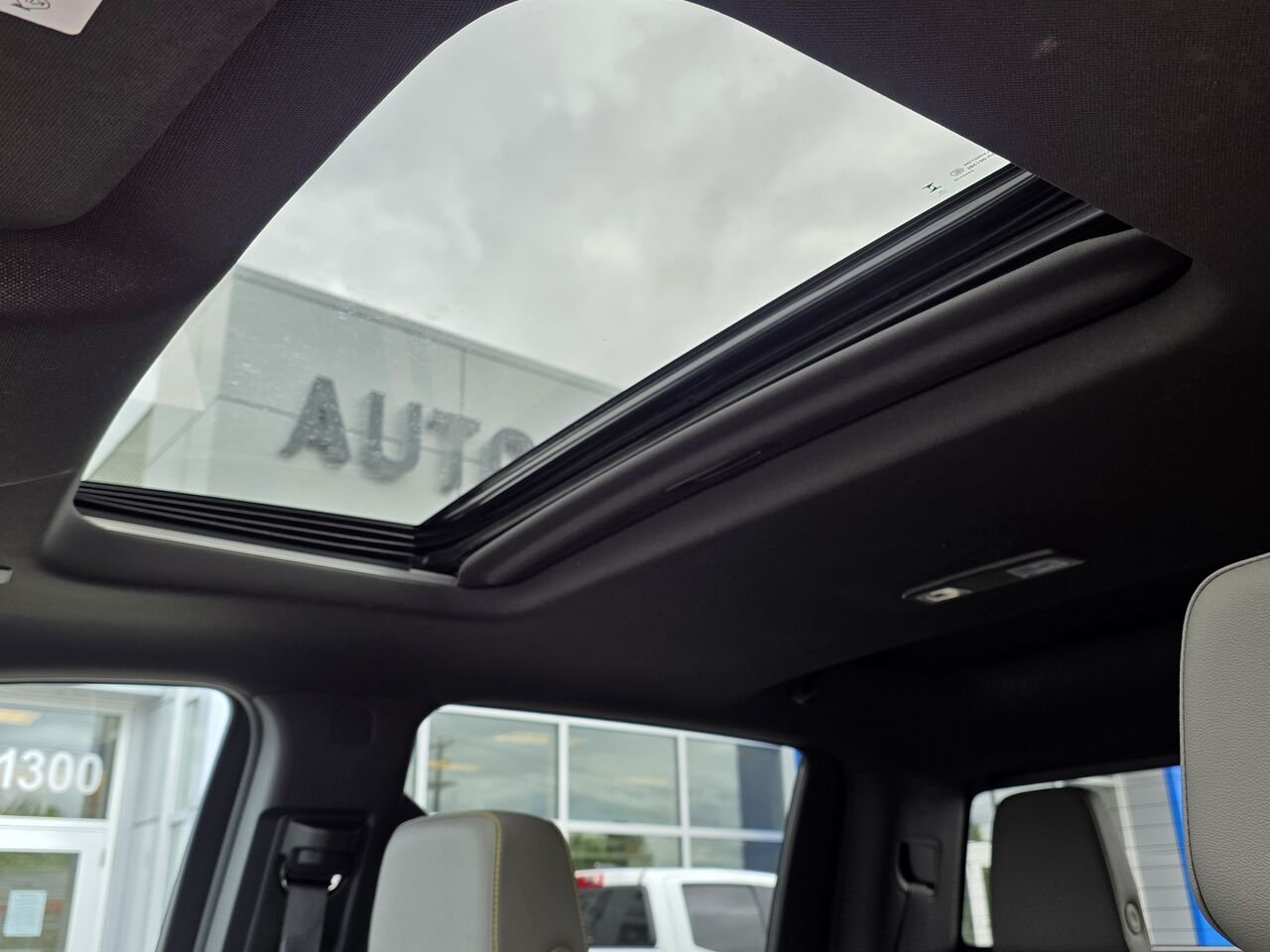 Chevrolet Silverado 1500 ZR2 4X4 2024 Noir Mont-Laurier - photo #22