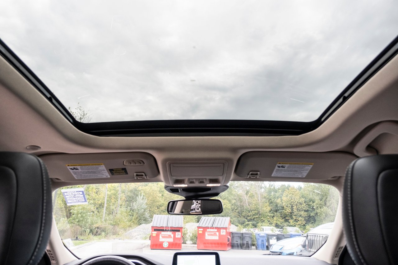 2020 Ford Escape Green Gatineau - photo #23
