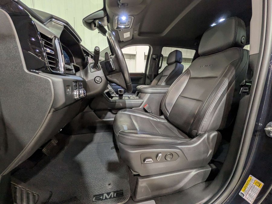 2023 GMC Sierra 1500 4WD Crew Cab 157" Denali Grey