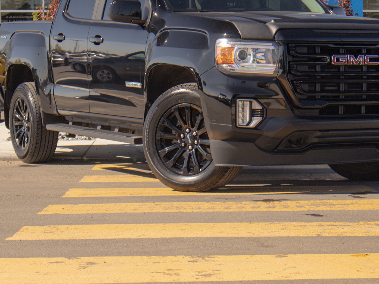 2021 GMC Canyon 4WD Crew Cab 128 Elevation Black Sherwood Park - photo #5