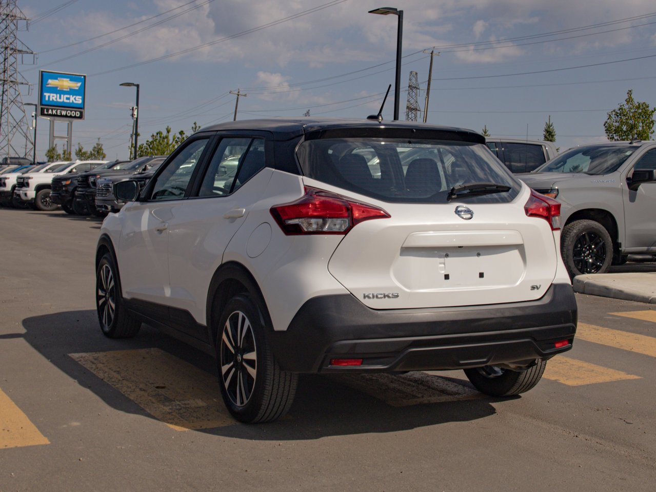 2019 Nissan Kicks SV FWD White Sherwood Park - photo #7