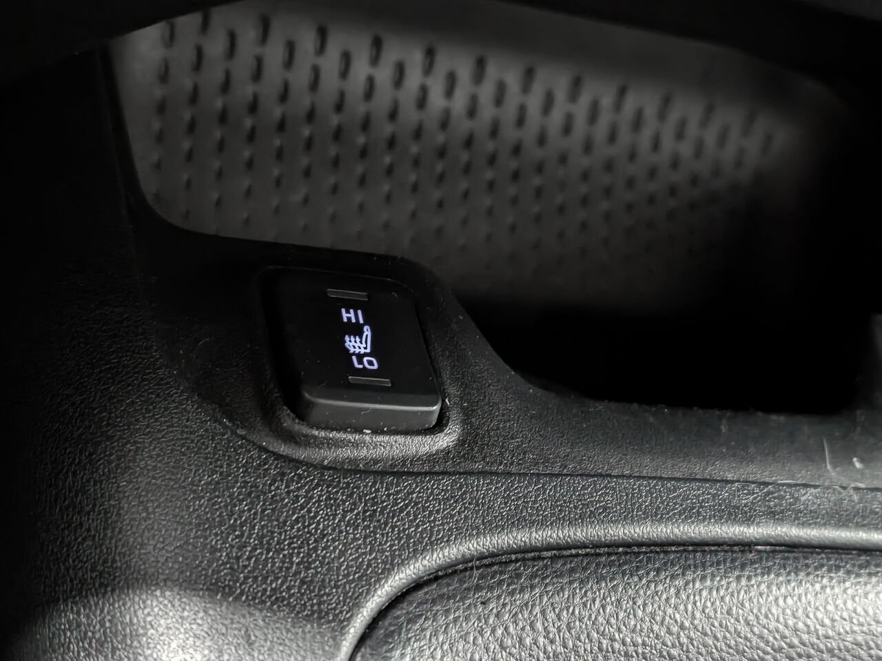 Toyota Corolla LE/SIÈGES CHAUFFANTS/CAMÉRA DE RECUL/BLUETOOTH/AC/ 2023 blanc Sherbrooke - photo #12