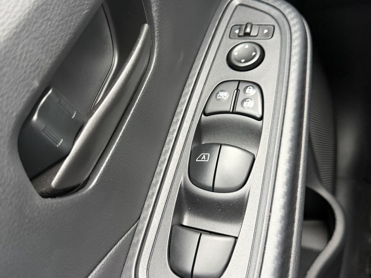 2025 Nissan Versa S CVT Grey Châteauguay - photo #19