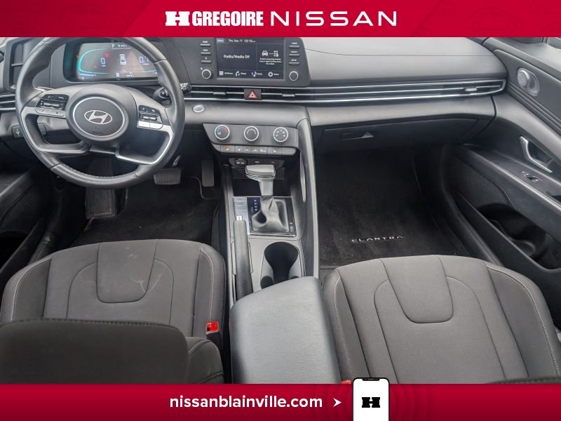 2025 Hyundai Elantra Grey Laval - photo #12