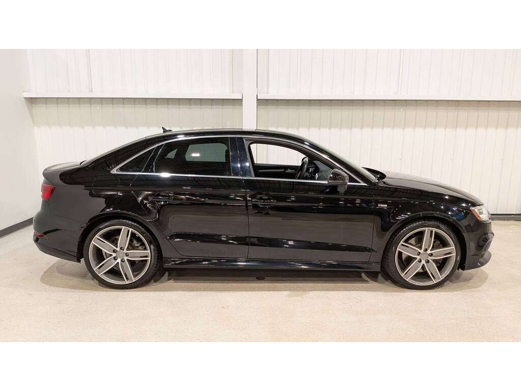 2020 Audi A3 Sedan Progressiv 45 TFSI quattro Black Val-David - photo #7