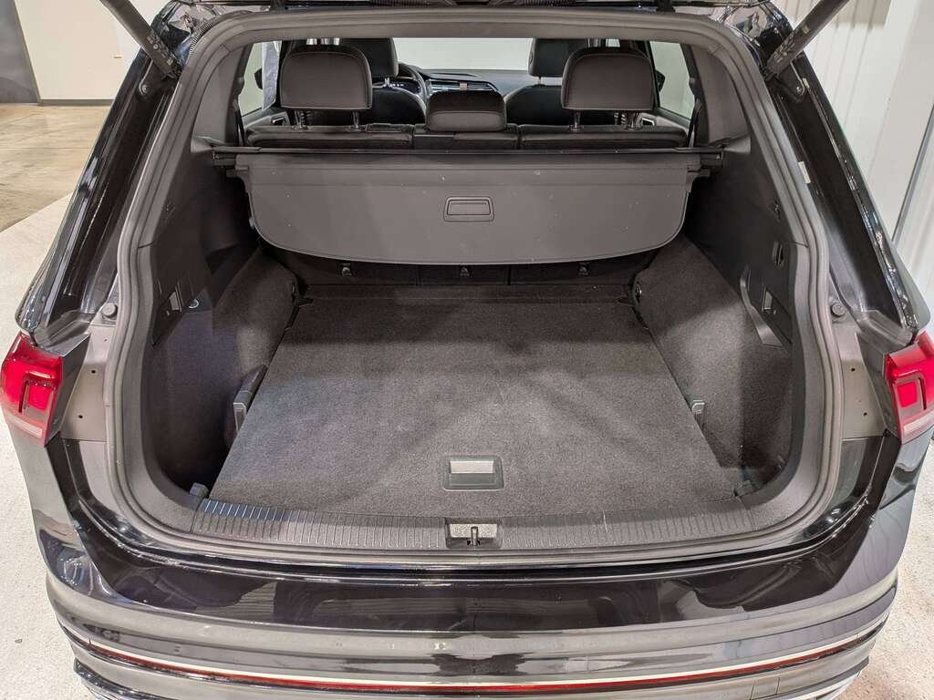 2022 Volkswagen Tiguan Highline R-Line 4MOTION Black Val-David - photo #6