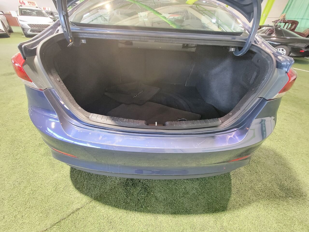 2018 Hyundai Elantra Blue  - photo #12
