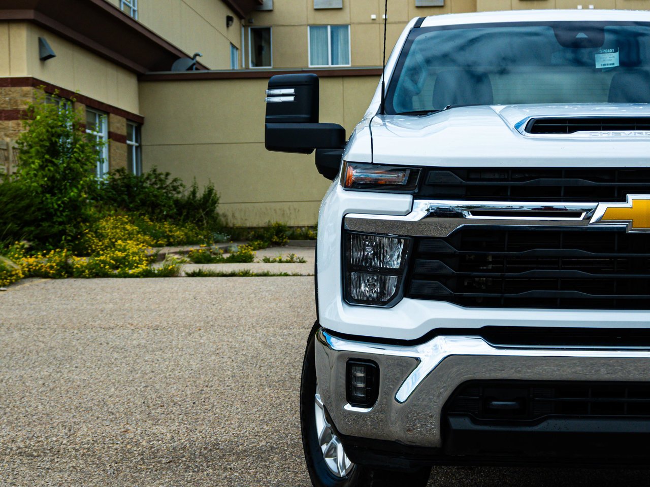 2025 Chevrolet Silverado 2500HD 4WD Crew Cab 159 LT White Sherwood Park - photo #5