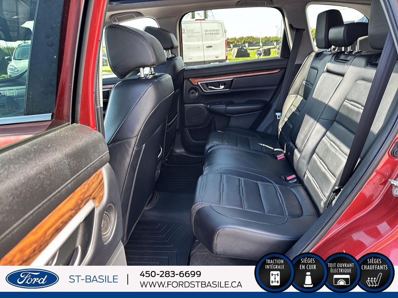 2018 HONDA CR-V Red Saint-Basile-le-Grand - photo #16
