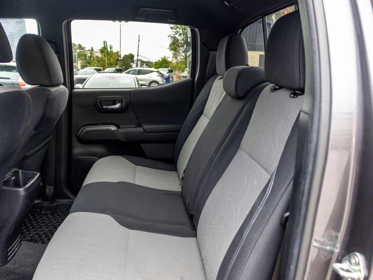 Toyota Tacoma Double Cab 4x4 2022 Gris Châteauguay - photo #32