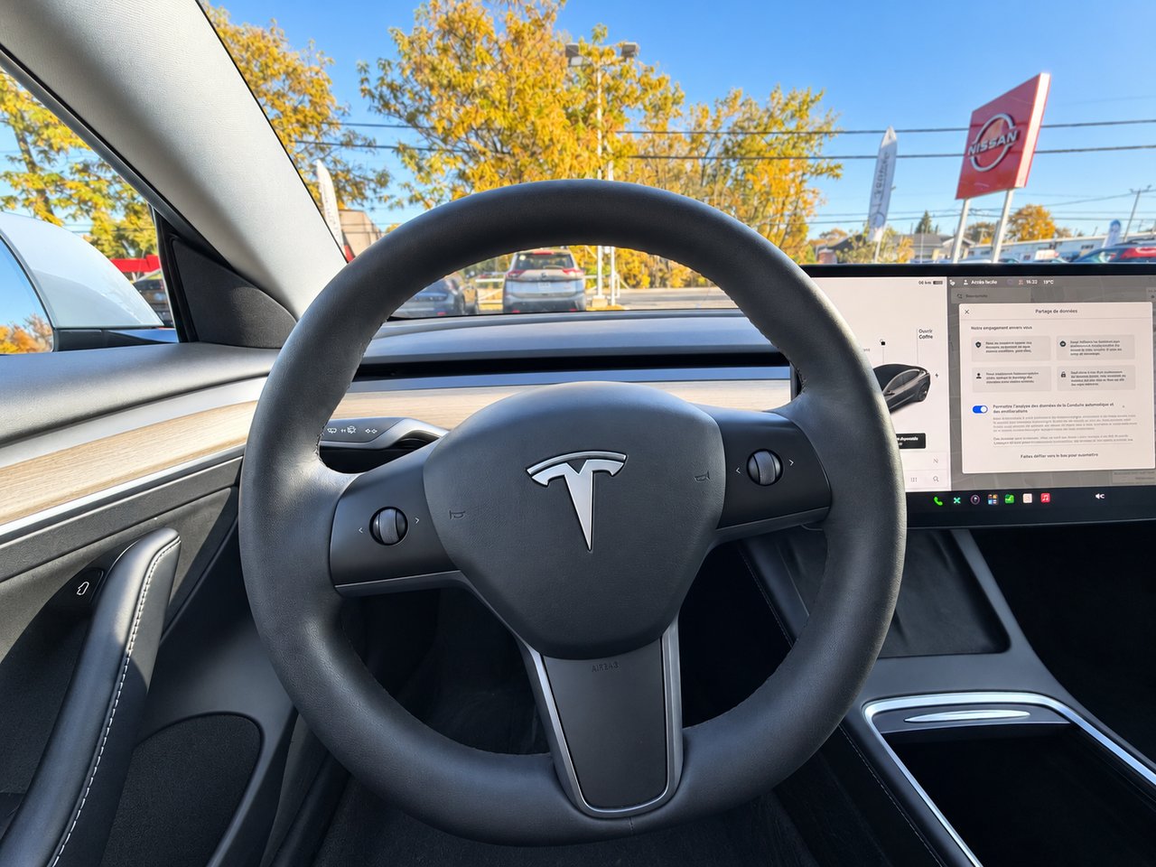 Tesla Model 3 423 km d'autonomie jamais accidenté un seul propriétaire 2021 Blanc Châteauguay - photo #15