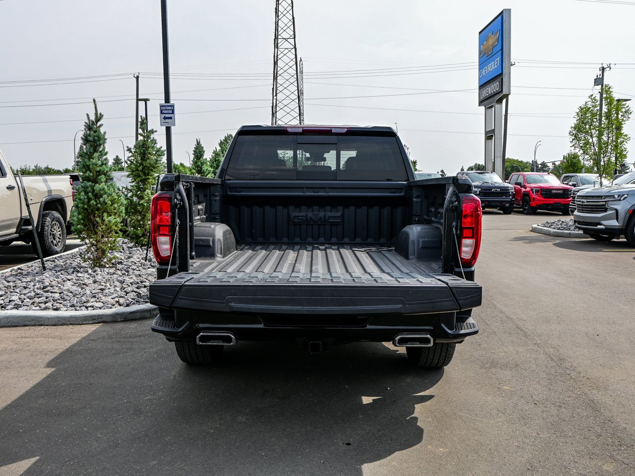 2024 GMC Sierra 1500 4WD Crew Cab 147 Elevation Black Sherwood Park - photo #13