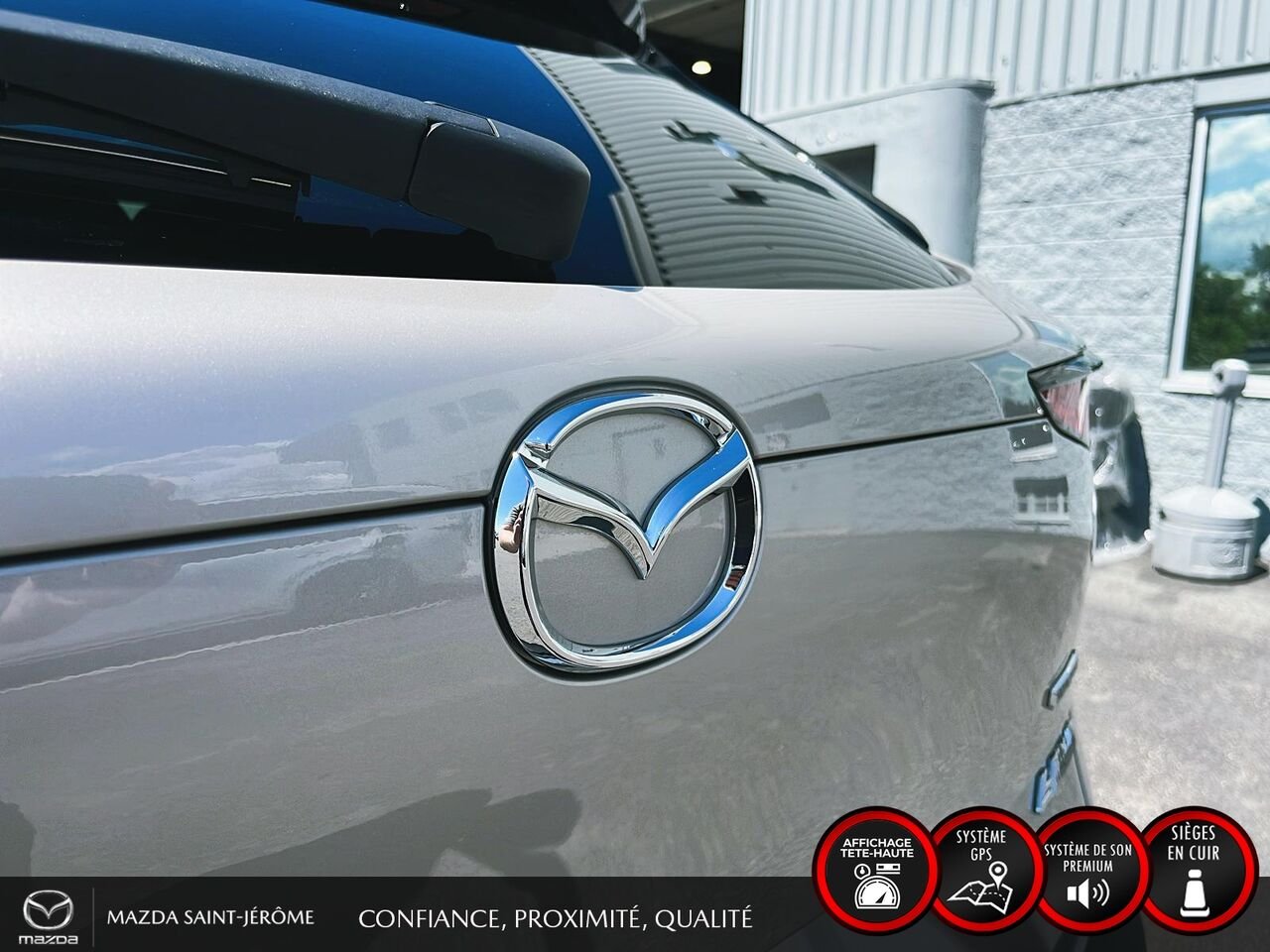 2024 Mazda CX-30 Grey Ste-Agathe des Monts - photo #7