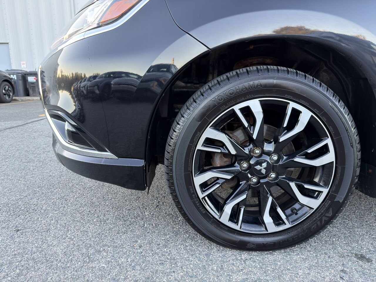 2018 Mitsubishi Outlander Plug-In Hybrid Black Thetford Mines - photo #7