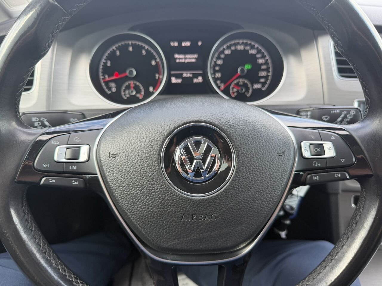 Volkswagen Golf 1.8 TSI Comfortline 2015 Gris Laval - photo #25
