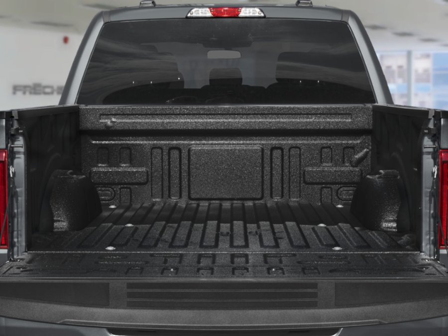 Ford F-150 STX cabine SuperCrew 4RM caisse de 5,5 pi 2026 Noir agate métallisé