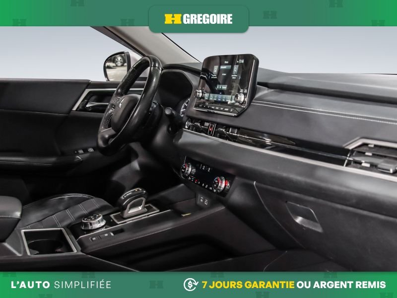 2022 Mitsubishi Outlander Grey Laval - photo #29