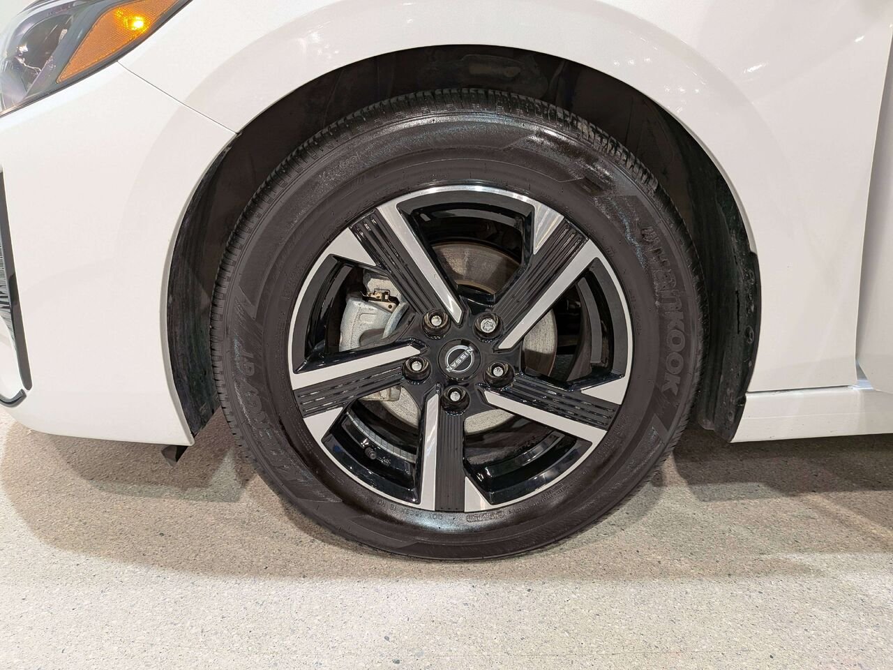 2024 Nissan Sentra SV CVT White Val-David - photo #33