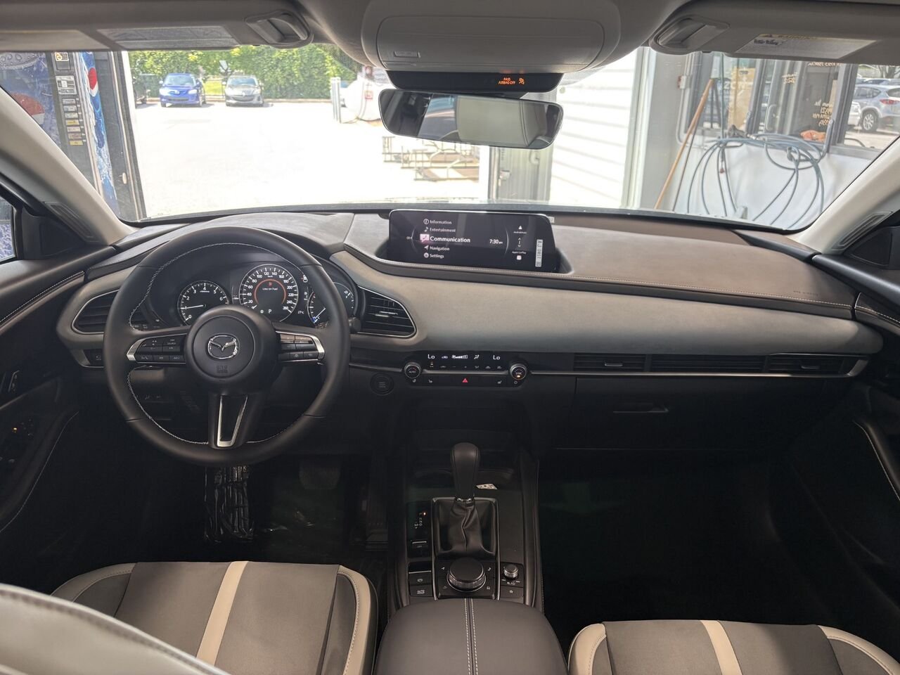 2026 MAZDA CX-30 GT KURO TURBO Jet Black Mica Châteauguay - photo #12