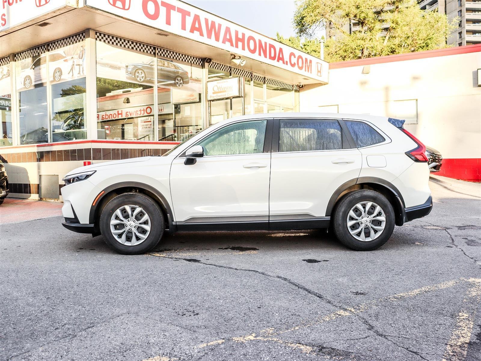 Honda CR-V LX-B 2024 White Ottawa & Gatineau - photo #4
