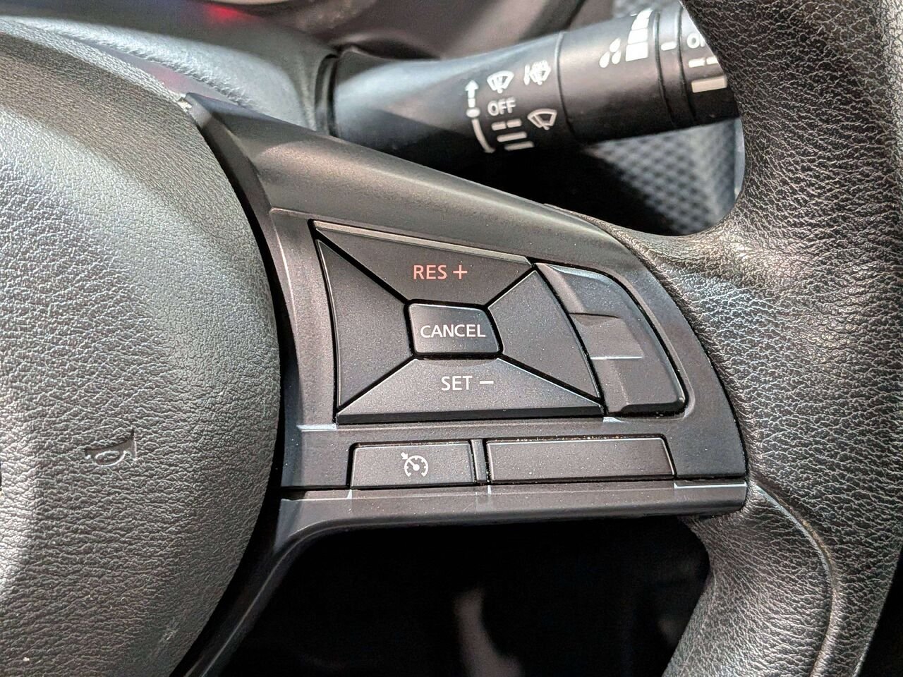 2024 Nissan Kicks S FWD Grey Val-David - photo #15