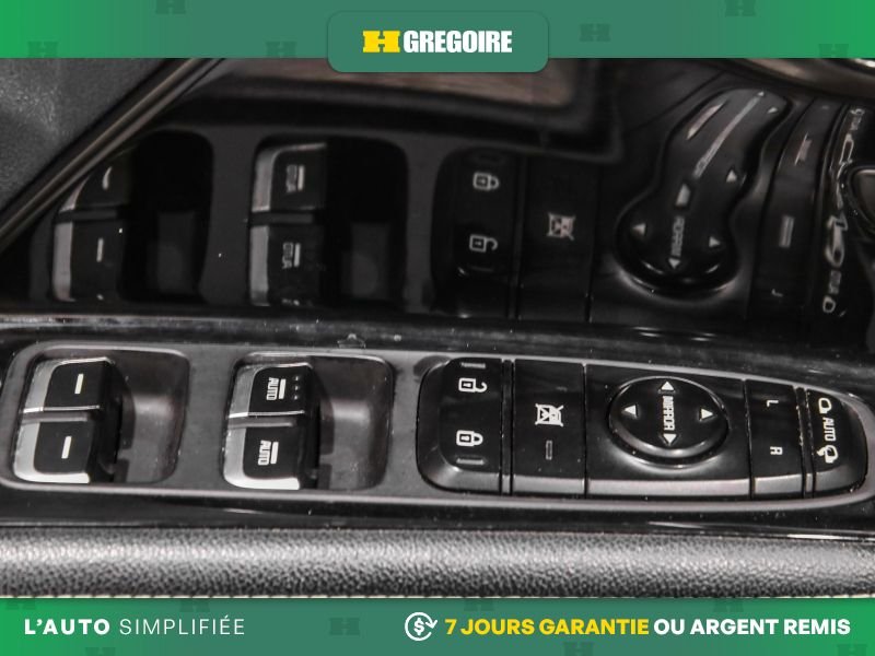 2021 Kia Niro Black Blainville - photo #15