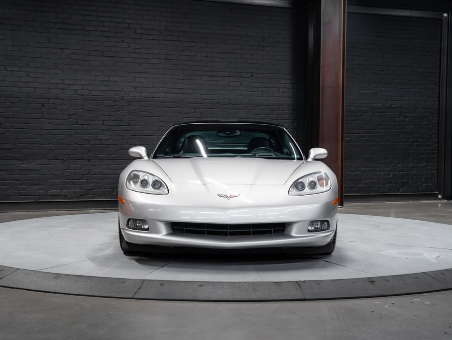 2006 Chevrolet Corvette | Heated Seats | Tinted & Painted Roof Panels | Memory Driver Seat Machine Silver Metallic
