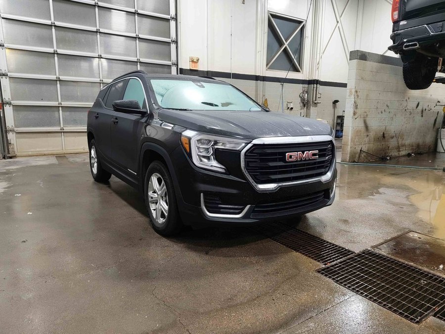 2024 GMC Terrain SLE 1.5T AWD | Driver Convenience Package Black