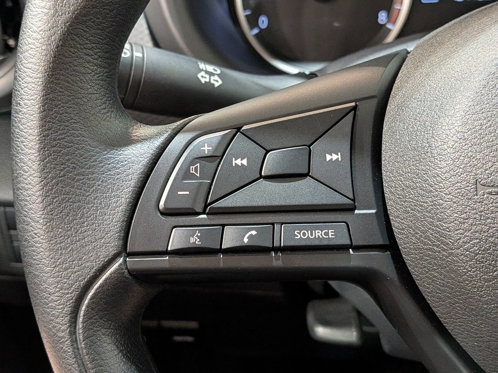 Nissan Kicks S FWD 2024 Blanc Val-David - photo #14