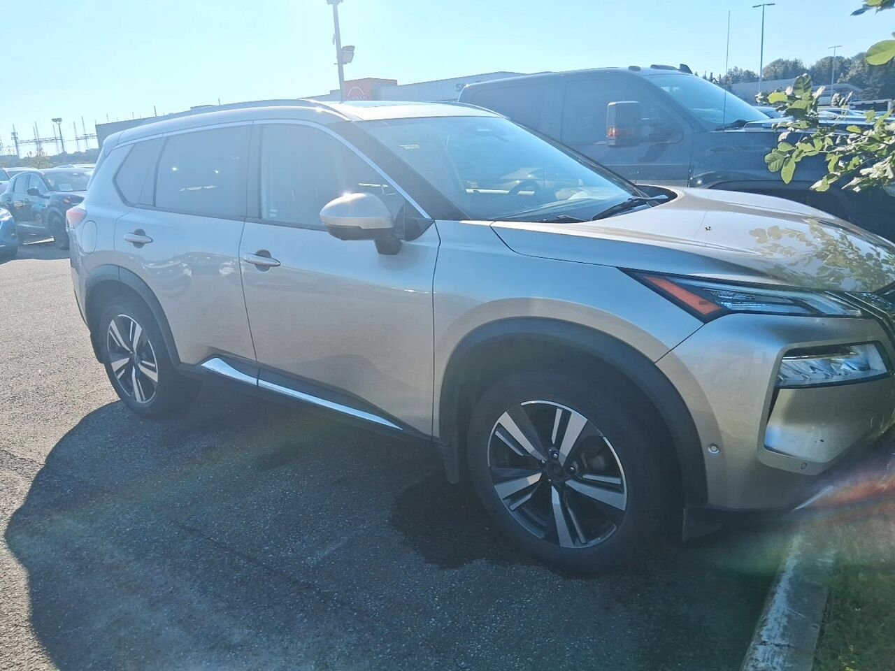 2023 Nissan Rogue SL TI Silver Québec - photo #1