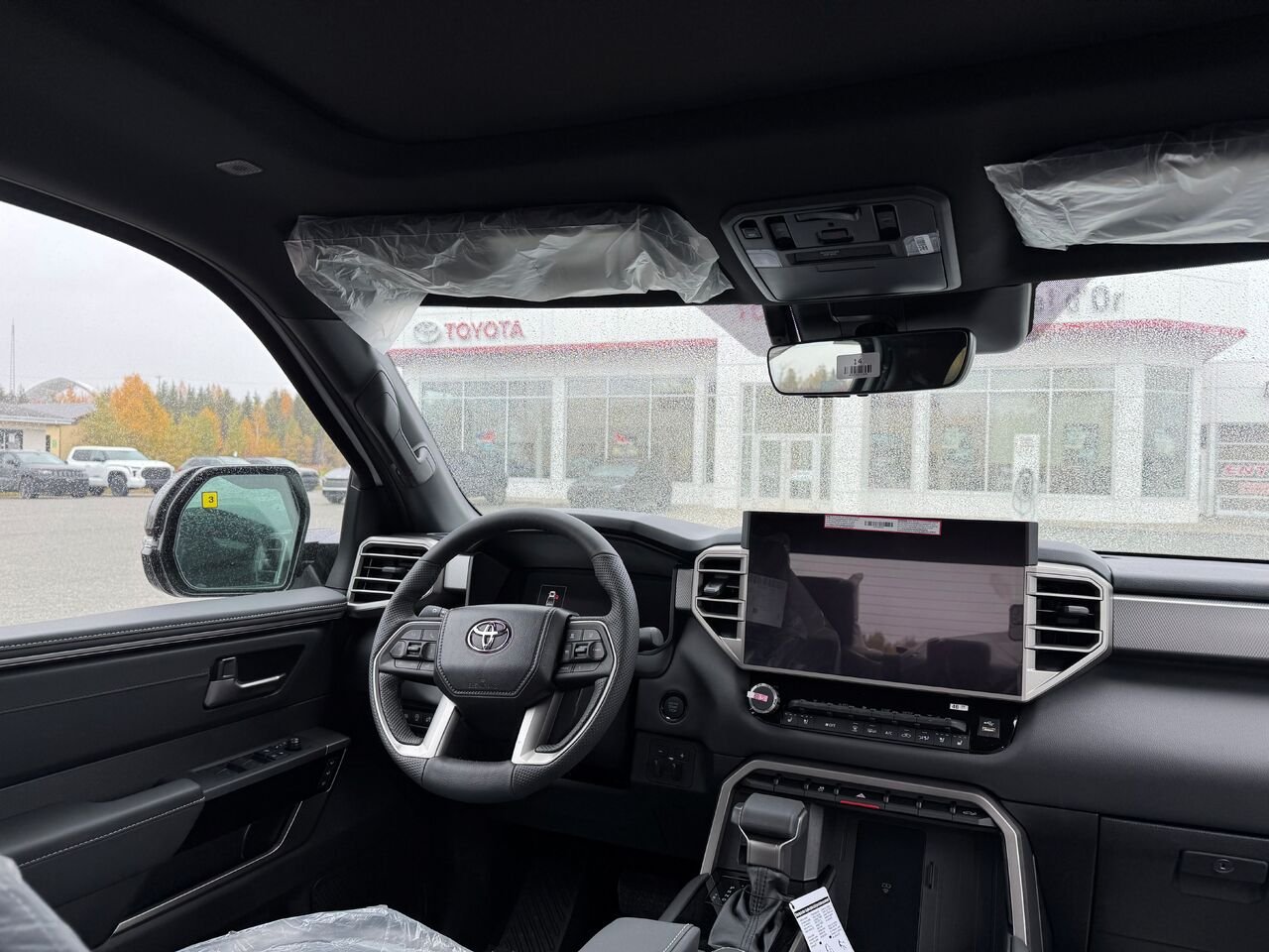 Toyota Tundra Limited CrewMax 4x4 caisse longue 2026 Frisson glacé nacré Val-d'Or - photo #2