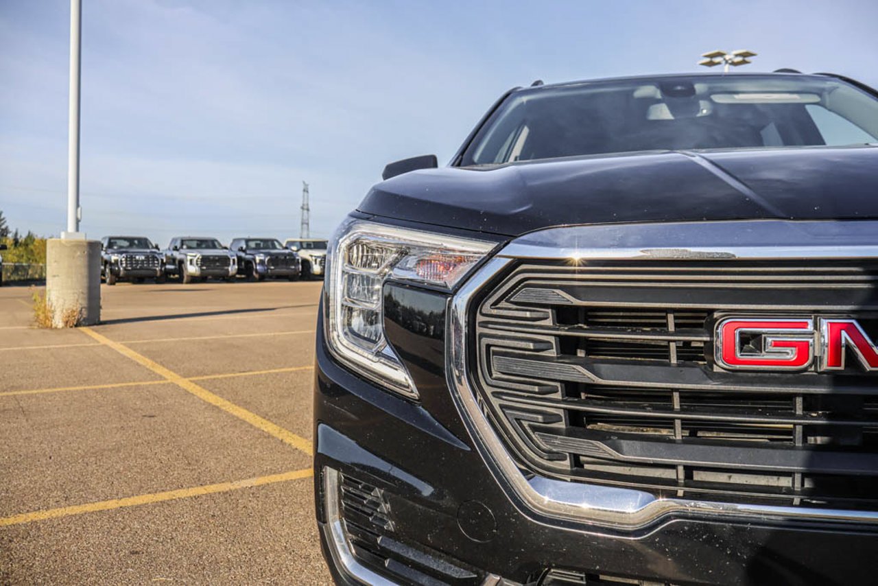 2024 GMC Terrain AWD 4dr SLE Black Sherwood Park - photo #10