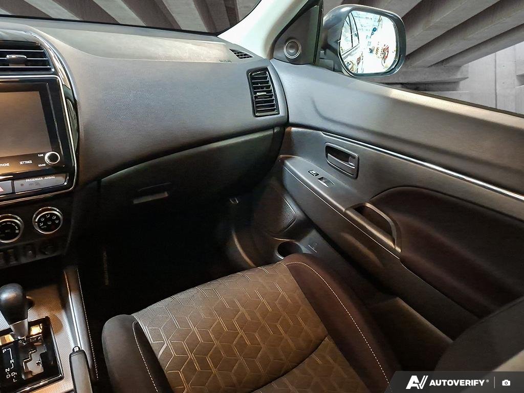 2026 Mitsubishi RVR 264048 | ES Black Edmonton - photo #23