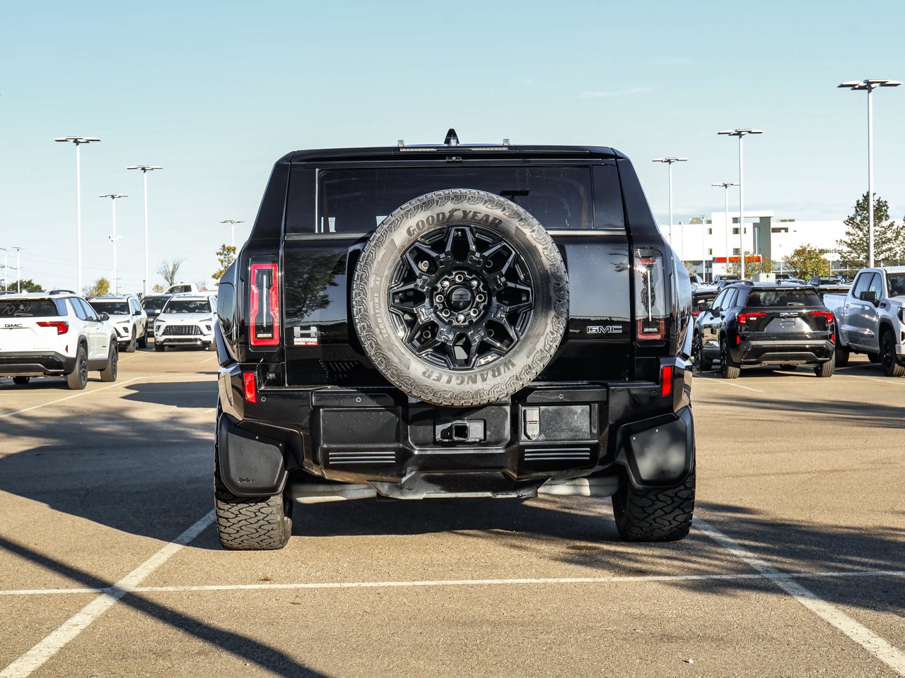 2024 GMC HUMMER EV SUV e4WD 4dr 2X Black Sherwood Park - photo #6