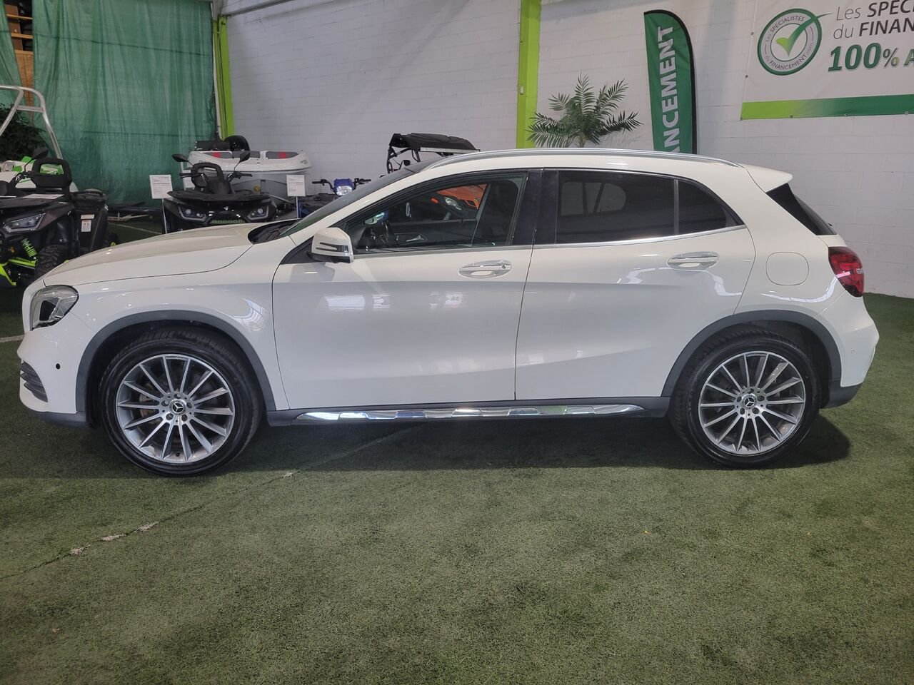 2019 Mercedes-Benz GLA White  - photo #2