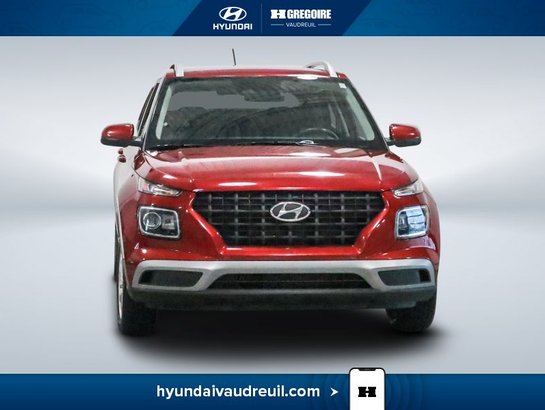 2024 Hyundai Venue Preferred IVT Red